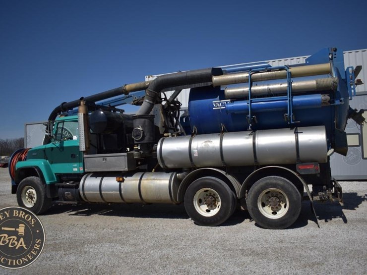 1996-ford-lnt8000-image-6