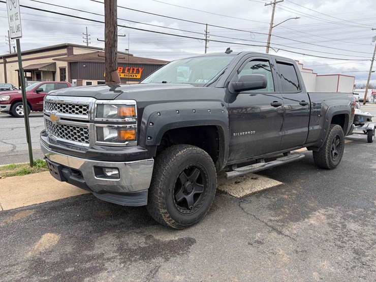 2014-chevrolet-silverado-1500-lt-image-1
