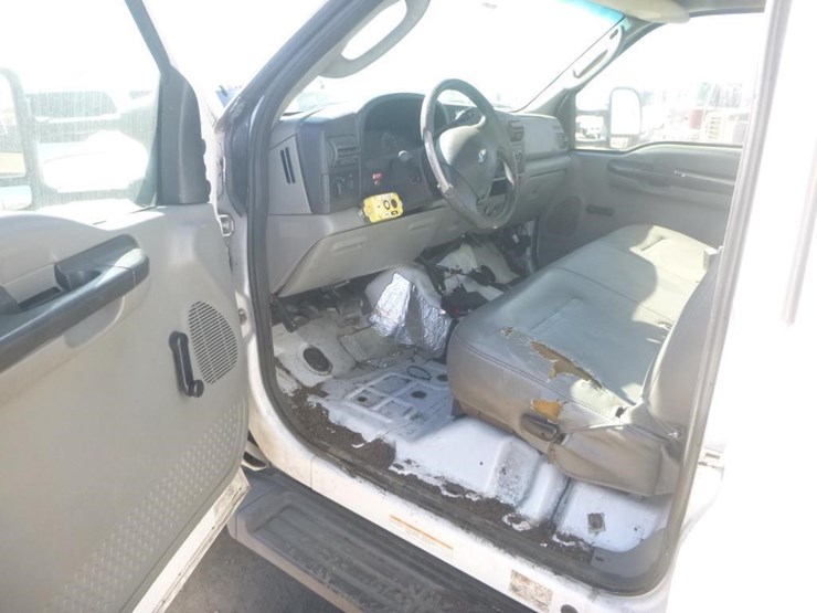 2007-ford-f450-image-11