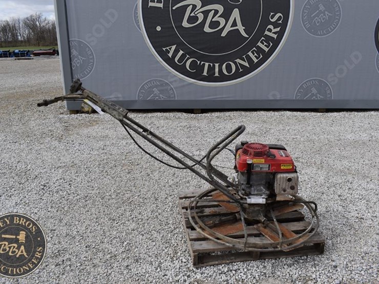 master-36in-walkbehind-trowel-42691-image-2