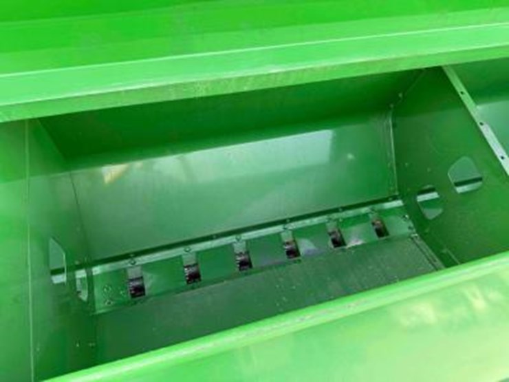 john-deere-1590-image-22