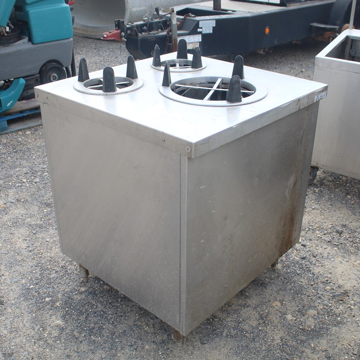 #8096 • RESTAURNAT DISH HOLDER