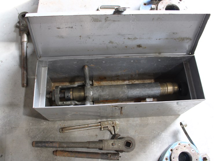 #1024-•-(2)-mueller-tapping-equipment-image-3