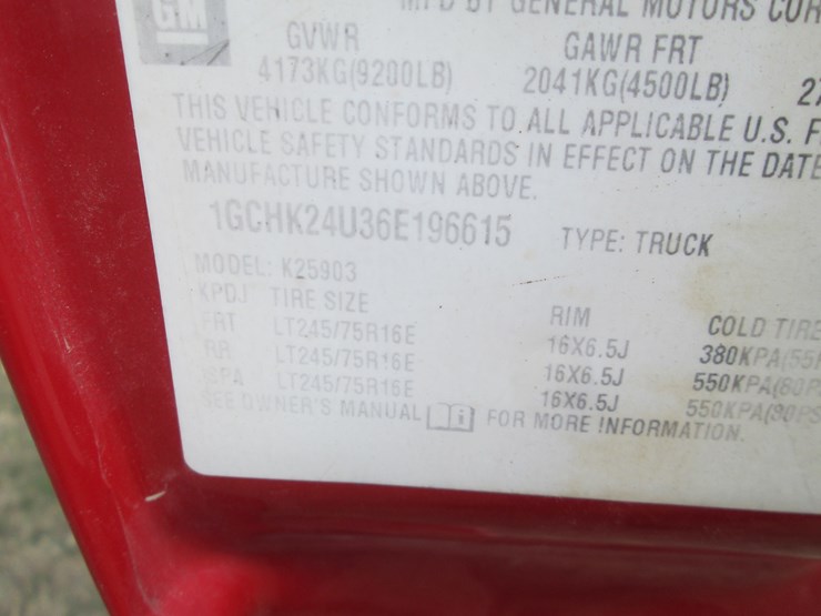 2006-chevrolet-2500hd-image-35