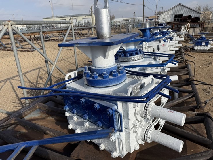 7-1/16-3m-2-3/8-dbl-manual-blowout-preventer-,-charted-image-3