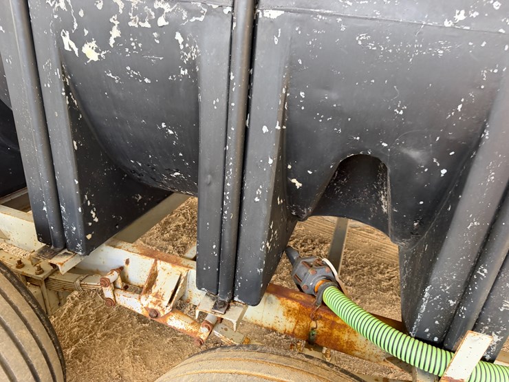 #40296-•-1600gal-t/a-nurse-trailer-image-10