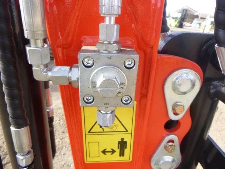 2025-tpm-20khydraulic-excavator-image-14