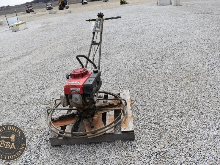 master-36in-walkbehind-trowel-42691-image-4