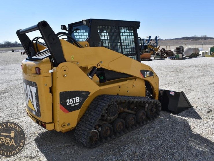 2012-caterpillar-257b3-image-20
