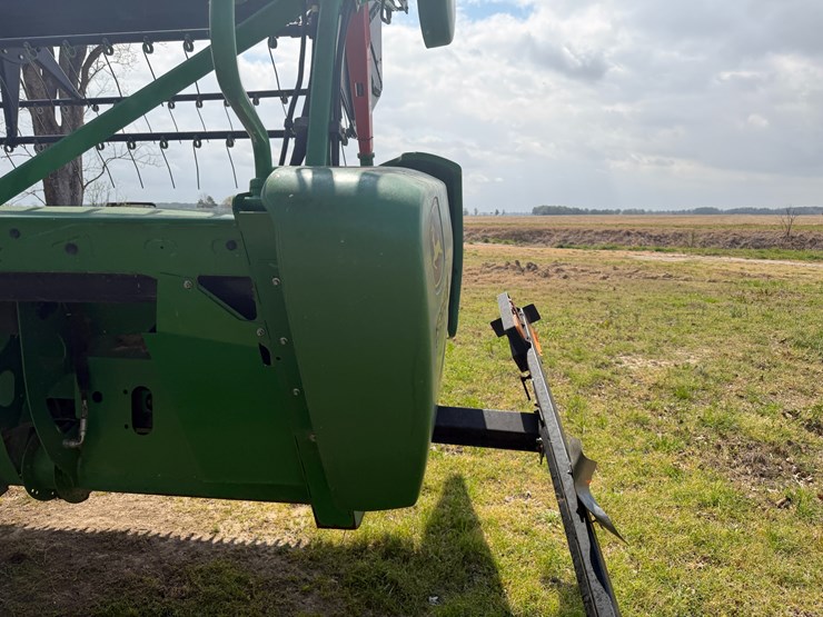 2017-john-deere-630fd-image-53