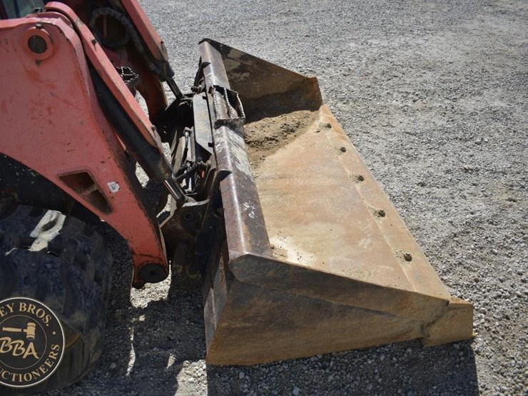 kubota-svl90-2-image-23