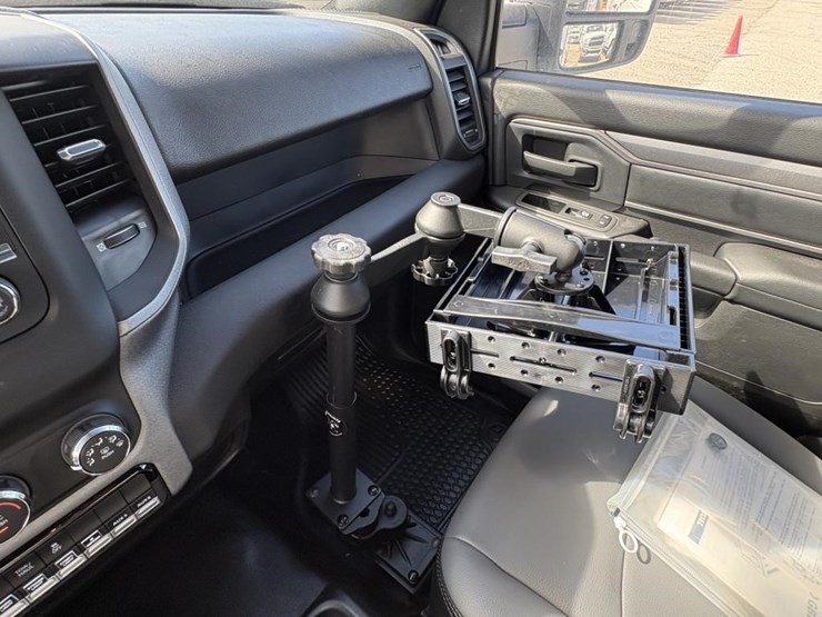 2024-dodge-2500-image-20