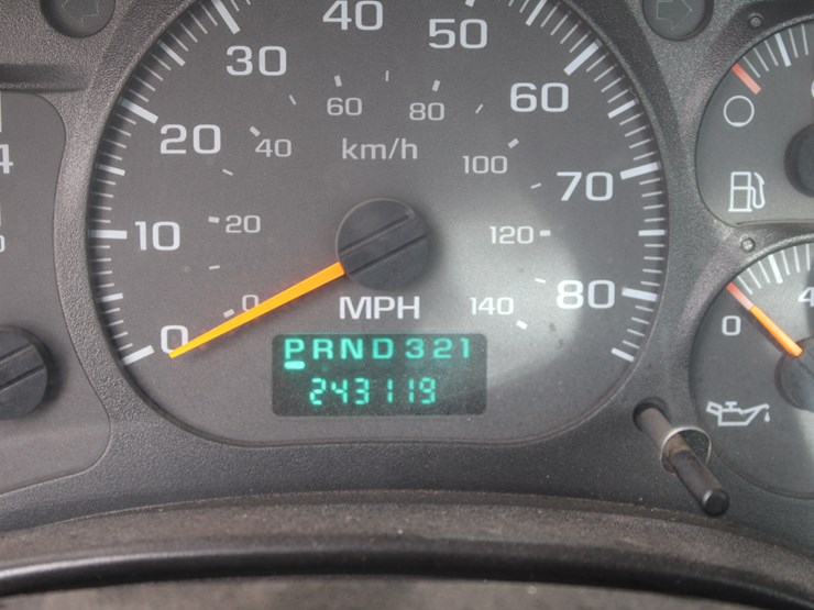 #2200-•-2006-chevrolet-c6500-truck-image-7