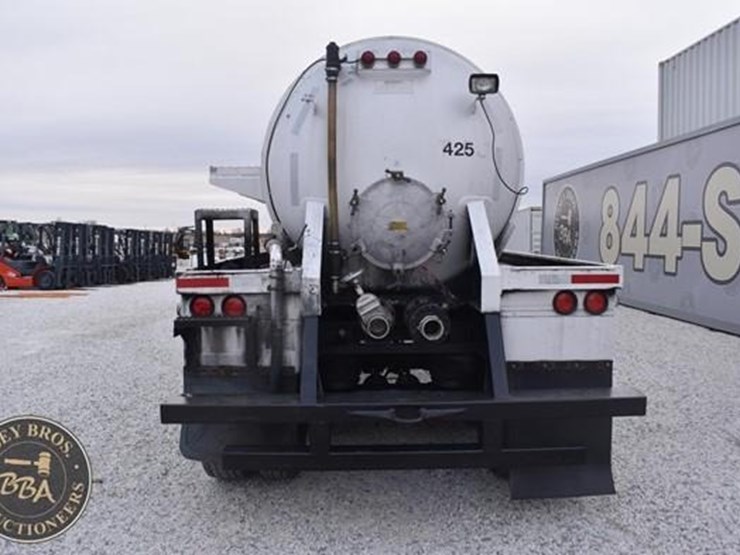 2008-troxell-tanker-image-6