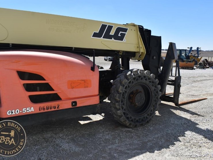 2015-jlg-g10-55a-image-24