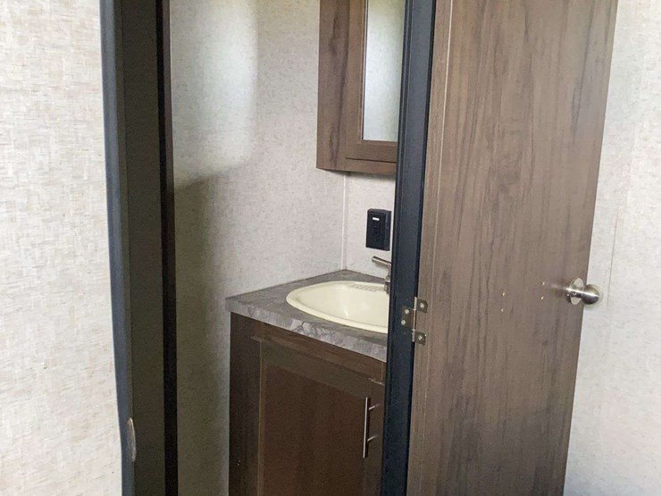 2019-forest-river-xlr-boost-31qb-image-16