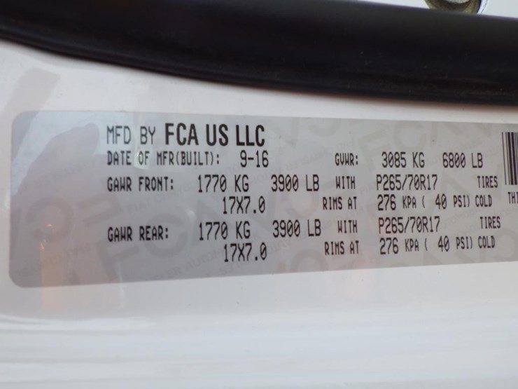 2017-dodge-1500-image-16