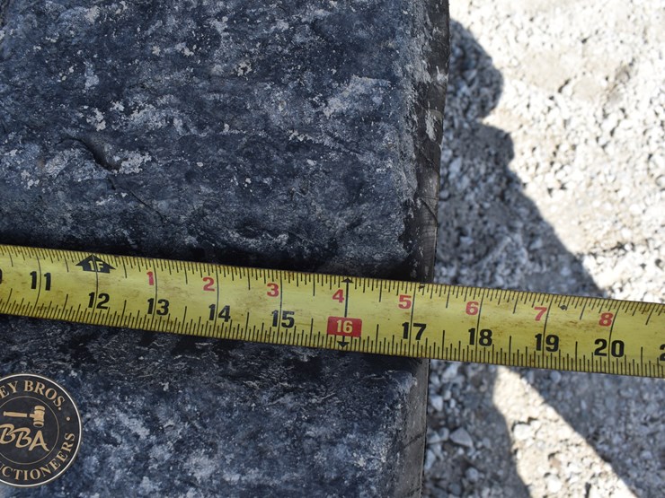 2020-deere-333g-image-35