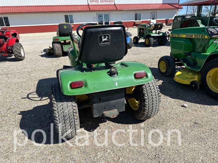john-deere-200-image-5