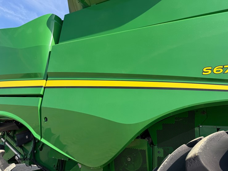 2014-john-deere-s670-image-47