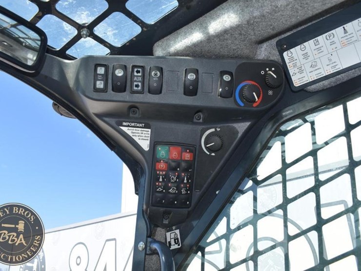 2023-deere-333g-image-59