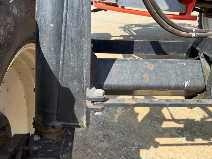 2011-apache-as1020-image-56