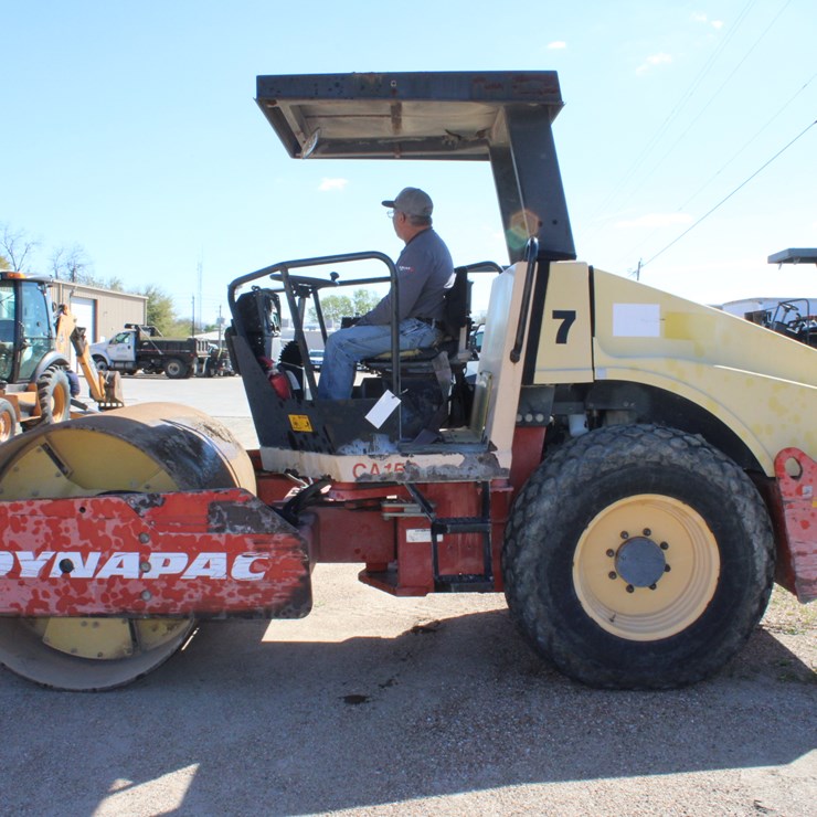 2005 DYNAPAC CA152D