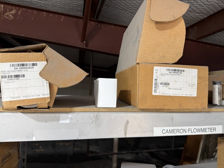 6-shelve-section-of-power-swivel-&-gd-tee-triplex-pump-parts-image-2