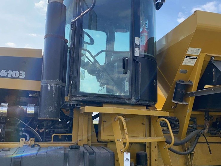 2006-terra-gator-6103-showing-7352-hrs-image-10