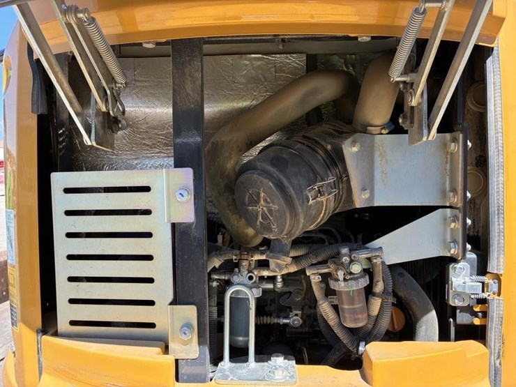 2024-deere-26-p-tier-image-23