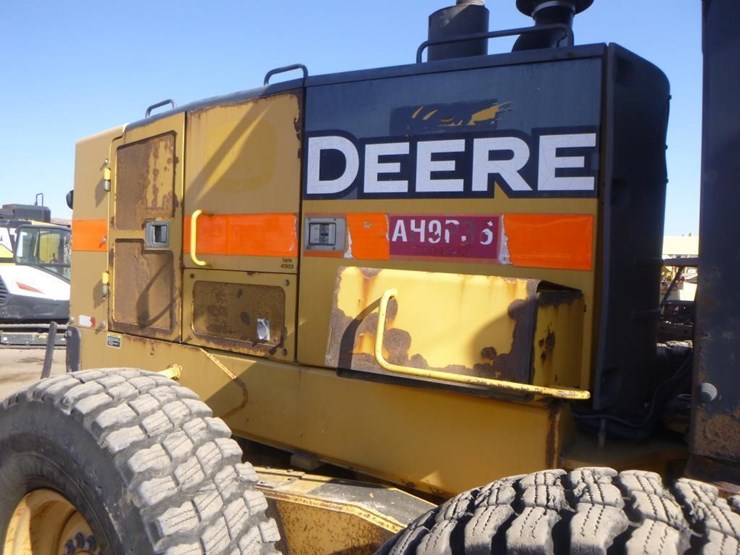 2008-deere-772d-image-28