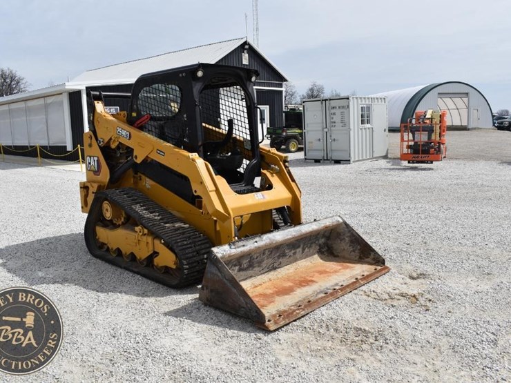 2023-caterpillar-259d3-image-22