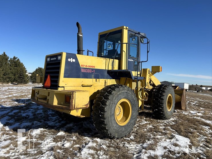 1987-komatsu-wa300-1-image-5