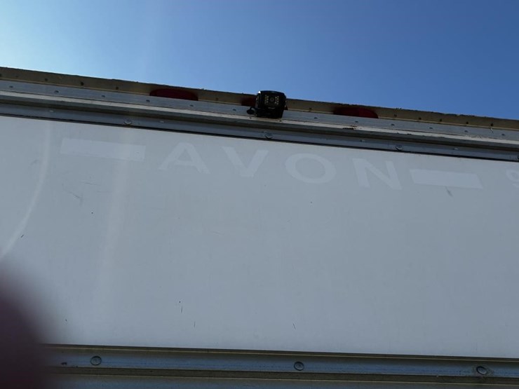 2013-isuzu-npr-image-5