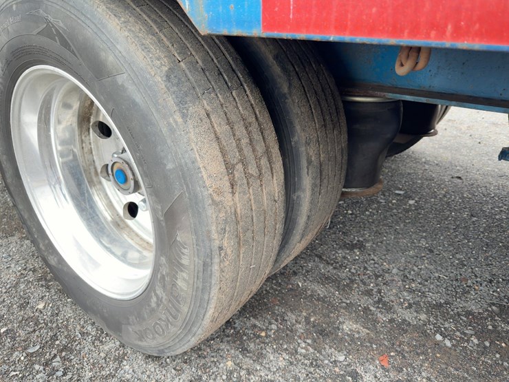 2000-nelson-arta-40f-48'-tri/a-stepdeck-trailer-image-17