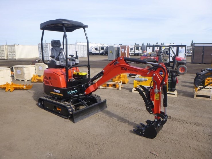 2025-tpm-20khydraulic-excavator-image-2