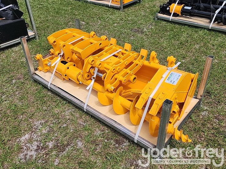 2026-caterpillar-301.8-image-3