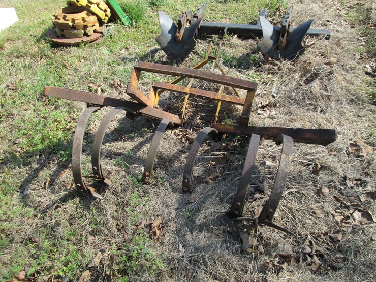 #37344-•-1-row-cultivator-image-3