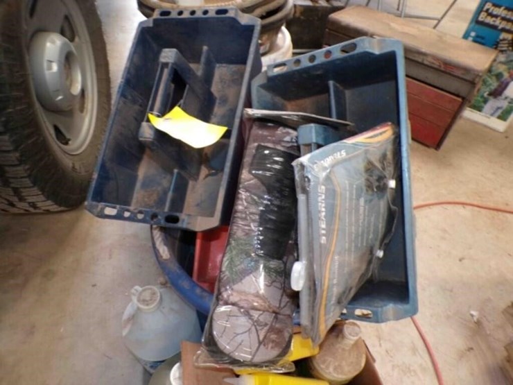 misc.-tubs-&-oil-image-4