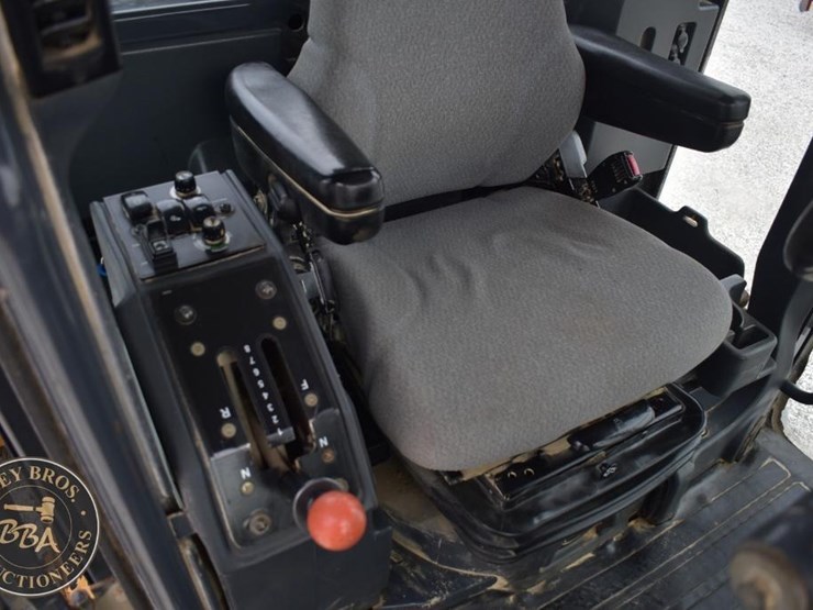 2007-deere-672d-image-64