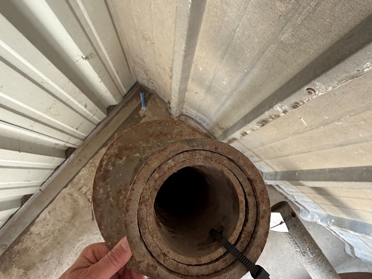 #4011-•-auger-bit-8"-diameter-48"-length-2"-round-shaft-image-2