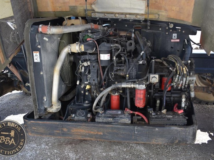 2014-jlg-g12-55a-image-45