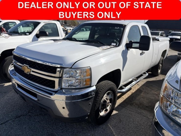 2013-chevrolet-2500-image-1