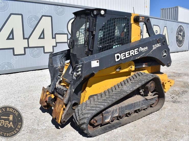 2019-deere-333g-image-1