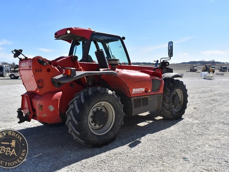 2013-manitou-mlt845-120-image-16