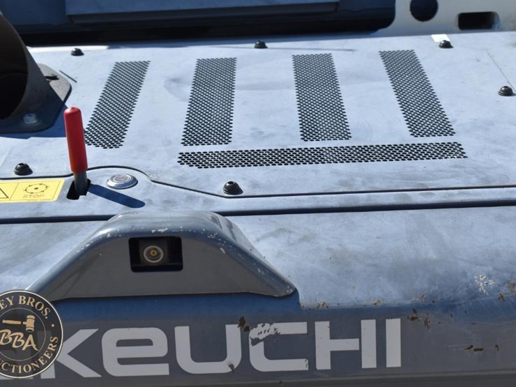 2020-takeuchi-tl8r2-image-30