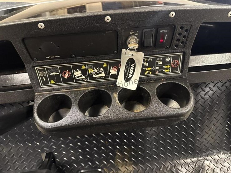 2014-e-z-go-terrain-250-image-20