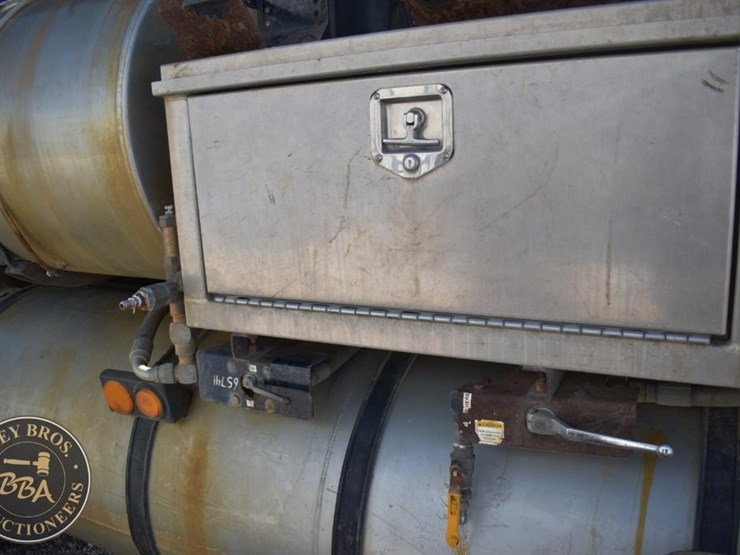 1996-ford-lnt8000-image-43