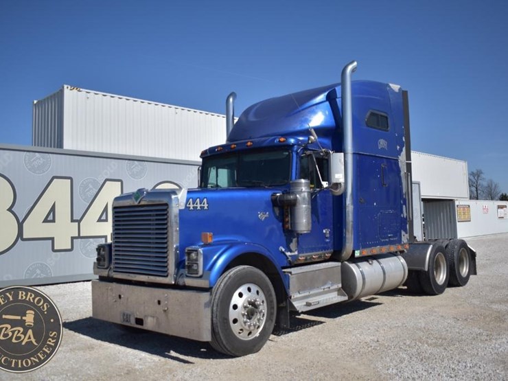 1998-international-9300-image-2