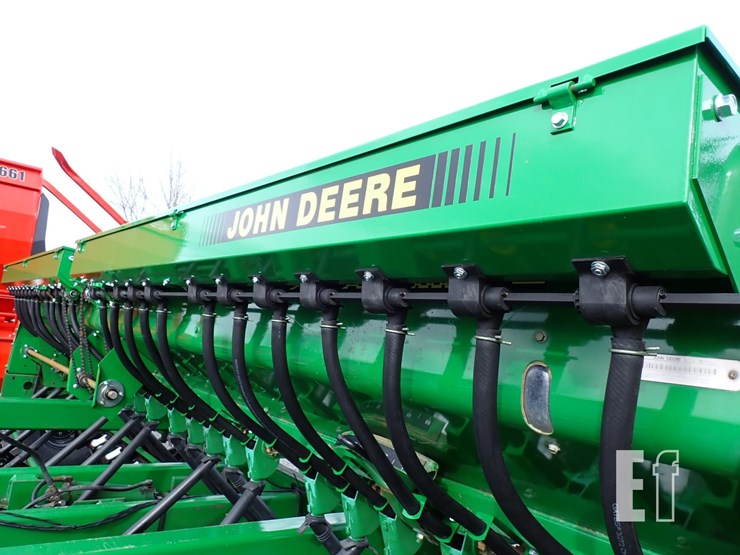 john-deere-750-image-12